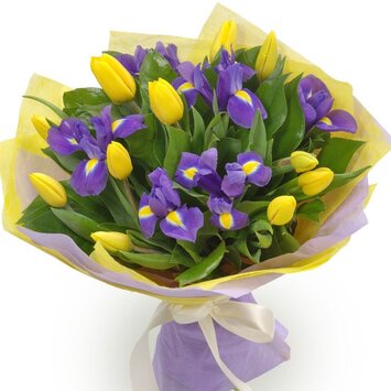 Тюльпаны с ирисами в букете; тюльпаны доступны к заказу со 02.03.2026
